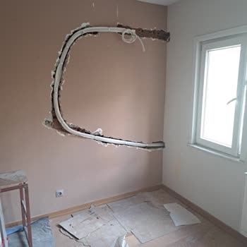 Klima Montajı Sonrası Evde Oluşan Hasar Ve Çözümsüzlük Mağduriyeti