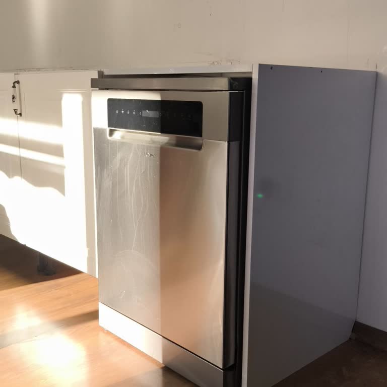 Haier Beyaz Eşya Yeni Bulaşık Makinesinin Kapağında Kabarma Ve Belirsiz Servis Süreci!