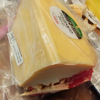 Süre Çiftliği Gurmepark'tan Sipariş Ettiğim Peynirde Kötü Koku Sorunu!