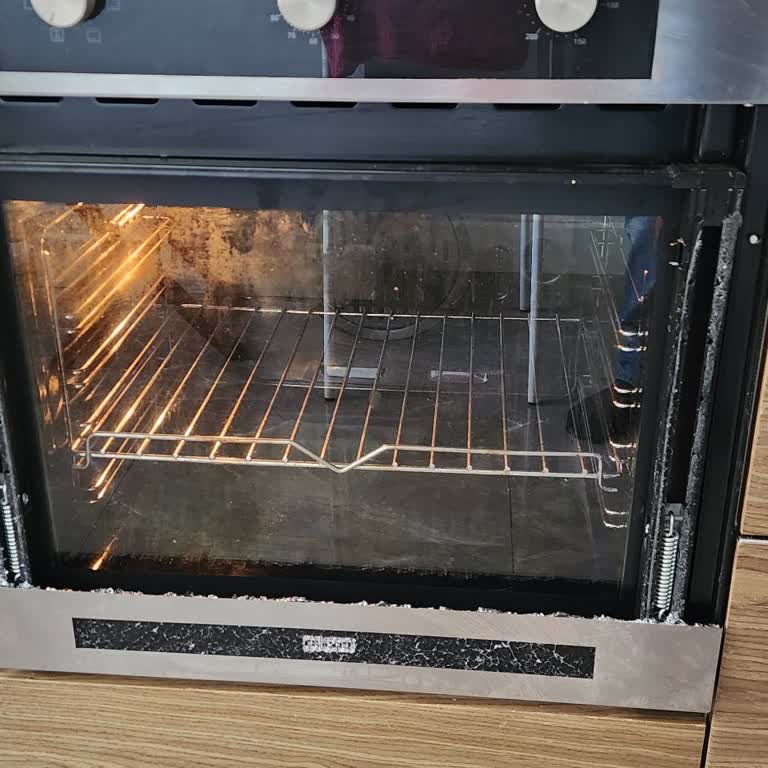 Franke Fırın Kullanımı Sırasında Dış Camın Aniden Kırılması!