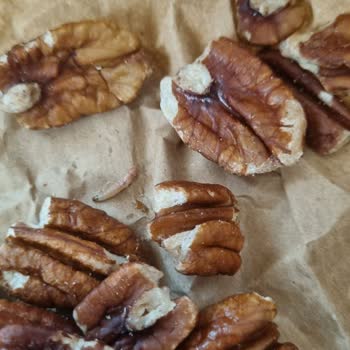 Migros'tan Aldığım Pikan Cevizi Bayat Ve Kurtlu Çıktı