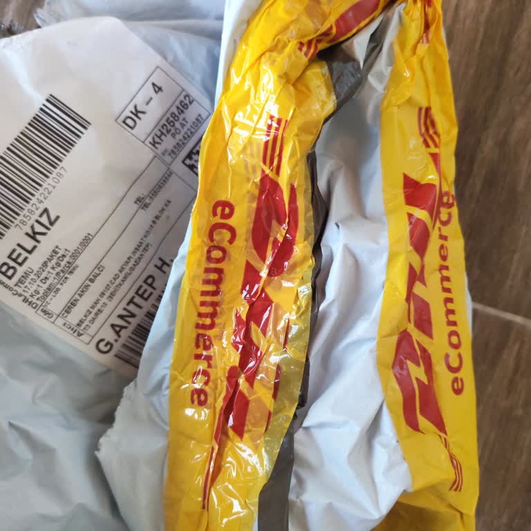 DHL Teslimatında Eksik Ve Hasarlı Ürünler, Yetersiz Müşteri Hizmeti