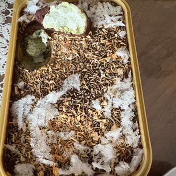 Çağdaş Marketler Bozuk Dondurma Satışı ve İletişim Eksikliği Mağduriyet Yarattı