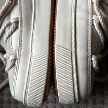 Aldığım Botta Renk Ve Dikiş Farklılığı, İade Ücretinde Kesinti Sorunu