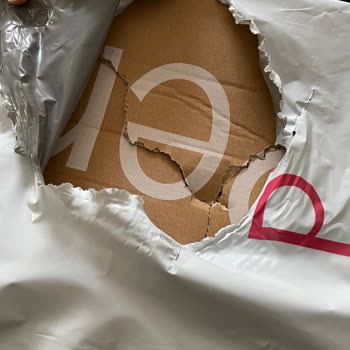 Kargomun Yırtık Paketle Teslim Edilmesi Rahatsızlık Yarattı