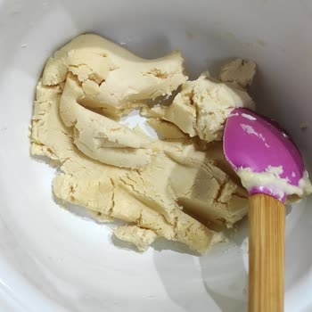 Pakmaya Benmari Çikolata Erimiyor, Kullanılamaz Hale Geldi