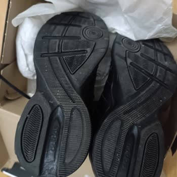 Aldığım Adidas Ayakkabının Orijinalliği Ve Kutu Durumu Hakkında Endişelerim Var