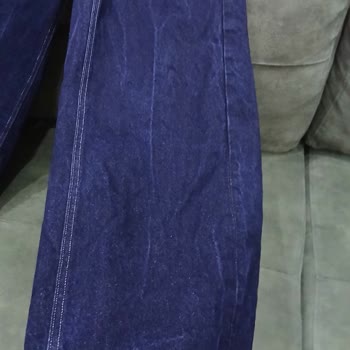 Mavi İconic Jean Yıkama Sonrası Beyaz Çizgiler Oluştu