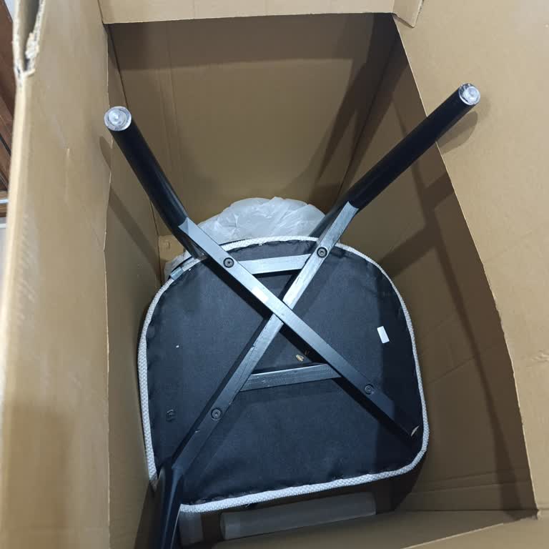 Kusurlu Ve Eksik Gelen Mobilyalar İçin Çözüm Bulamıyorum