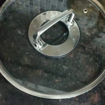 Emsan Mutfak Garanti Kapsamındaki Tencerenin Kapağı Bozuldu, Değişim Yapılmıyor