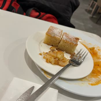 Plaza Premium Lounge'da Yetersiz Hizmet Ve İlgisiz Personel Deneyimi