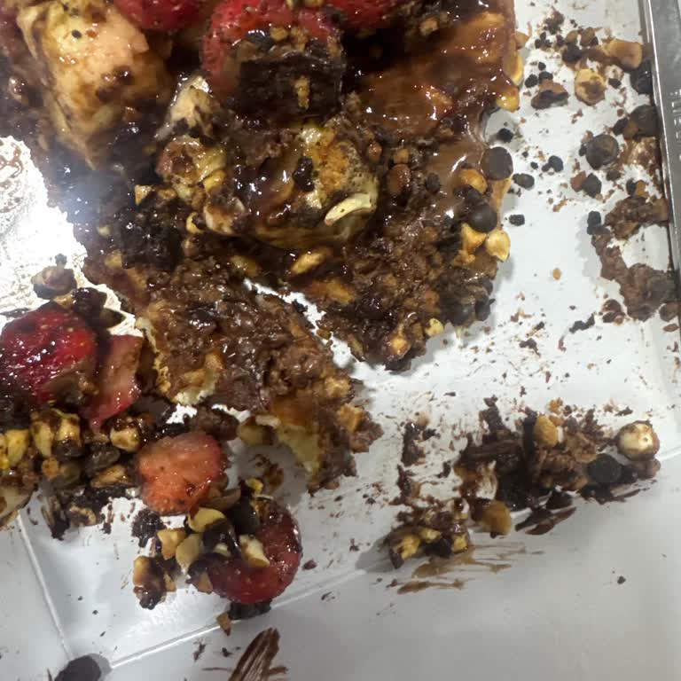 Bayat Ve Yanık Waffle, İlgisiz Çalışanlar Nedeniyle Büyük Hayal Kırıklığı