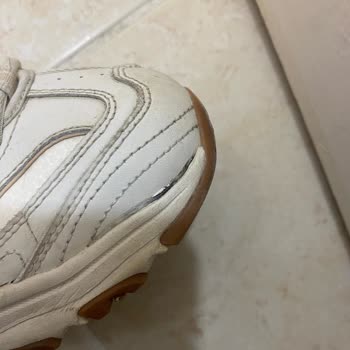 Skechers Ayakkabı Tabanı 4 Ayda Açıldı, Garanti Kapsamı Reddedildi