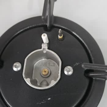 Sıfır Alınan Ankastre Ocakta Çizik Ve Aşınma Sorunu, Değişim Talebine Olumsuz Yanıt