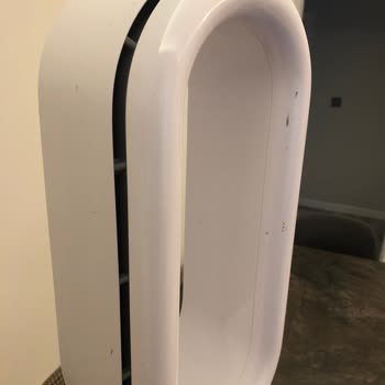 Servisten Çiziklerle Dönen Dyson Cihazım İçin Mağduriyet