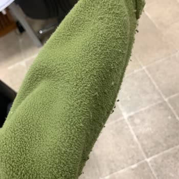 WWF Market Polar Fleece Started Pilling and Shedding After First Use