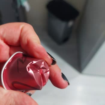 Yeni Alınan Nespresso Makinede Seri Numarası Ve Kapsül Mekanizması Sorunu, Yetersiz Müşteri Hizmeti