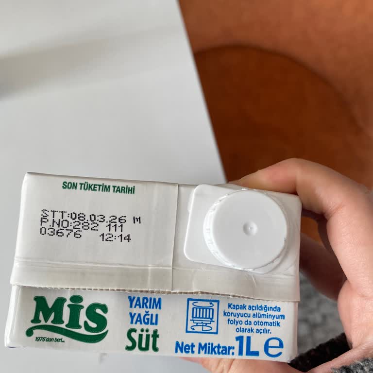 Bozuk Süt Nedeniyle Sağlık Sorunu Yaşadım, Ücret İadesi Talep Ediyorum