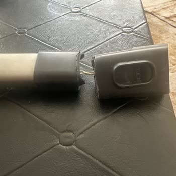 Philips Dikey Süpürgede Tekrarlayan Boru Kırılması Ve Kalıcı Çözüm Talebi