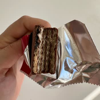 Aldığım Eti Gofretin İçinden Siyahlık Çıktı, Açıklama Ve Değişim İstiyorum