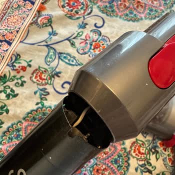 Dyson V15 Süpürgemde Sürekli Kırılma Ve Arızalar, Garanti Desteği Yetersiz