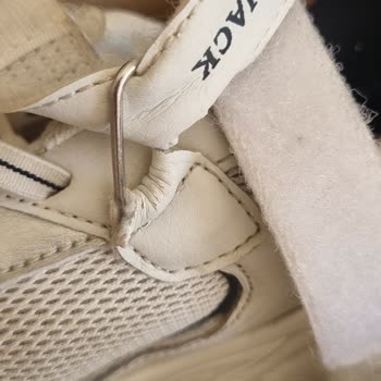 Kısa Sürede Deforme Olan Ayakkabı İçin Garanti Sorunu Ve Çözüm Beklentisi