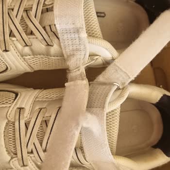 Kısa Sürede Deforme Olan Ayakkabı İçin Garanti Sorunu Ve Çözüm Beklentisi