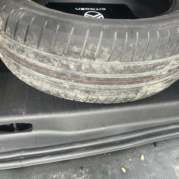 Sıfır Araçta Lastik Üretim Hatası Ve Mağduriyet: 15 Gündür Çözüm Sunulmadı