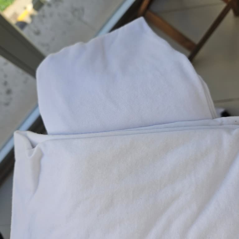 Yeni Çamaşır Makinesi Beyazları Sarartıyor, Çözüm Sunulmuyor