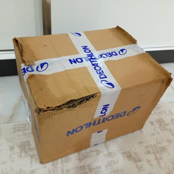 Islak Ve Özensiz Kargo: Hijyen Ve Güvenlik Endişesi