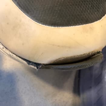 Kısa Sürede Açılan Ayakkabı İçin İade Talebim Reddedildi, Hayal Kırıklığına Uğradım