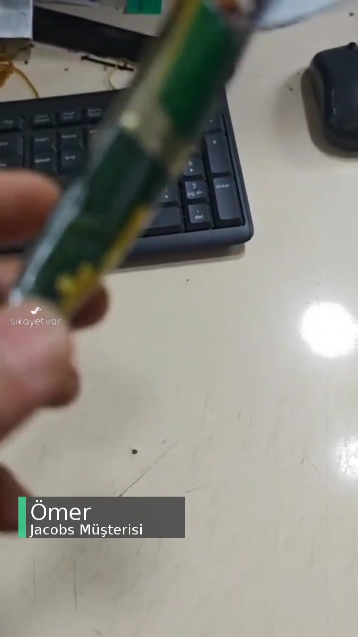 Jacobs Ayıplı Ürün Satıyor videonun kapak resmi