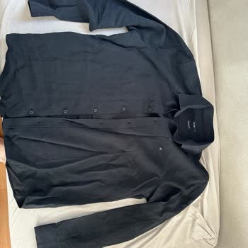 İlk Yıkamada Gömlekte Genişleme Ve Renk Solması Yaşadım Mağaza Çözüm Sunmadı