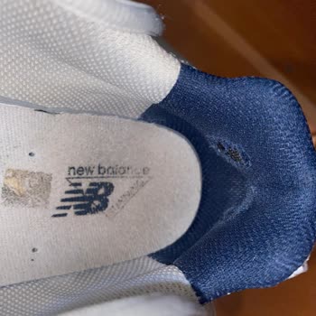 Kısa Sürede Yırtılan New Balance 530 Ayakkabımın Değişimini Talep Ediyorum