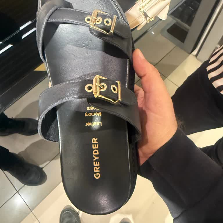 Greyder Aldığım Terlik İlk Kullanımda Yara Yaptı Değişim Talebim Reddedildi!