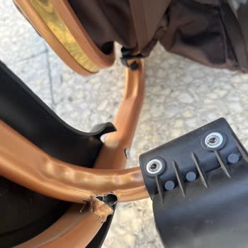 Otto Plus Bebek Arabasının Ön Ayakları Patladı, Garanti Sürecinde Mağduriyet Yaşıyorum