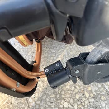 Otto Plus Bebek Arabasının Ön Ayakları Patladı, Garanti Sürecinde Mağduriyet Yaşıyorum