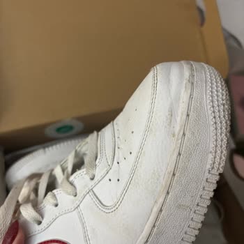 Kısa Sürede Hasar Gören Ayakkabı İçin Değişim Ve İade Talebime Olumsuz Yaklaşım