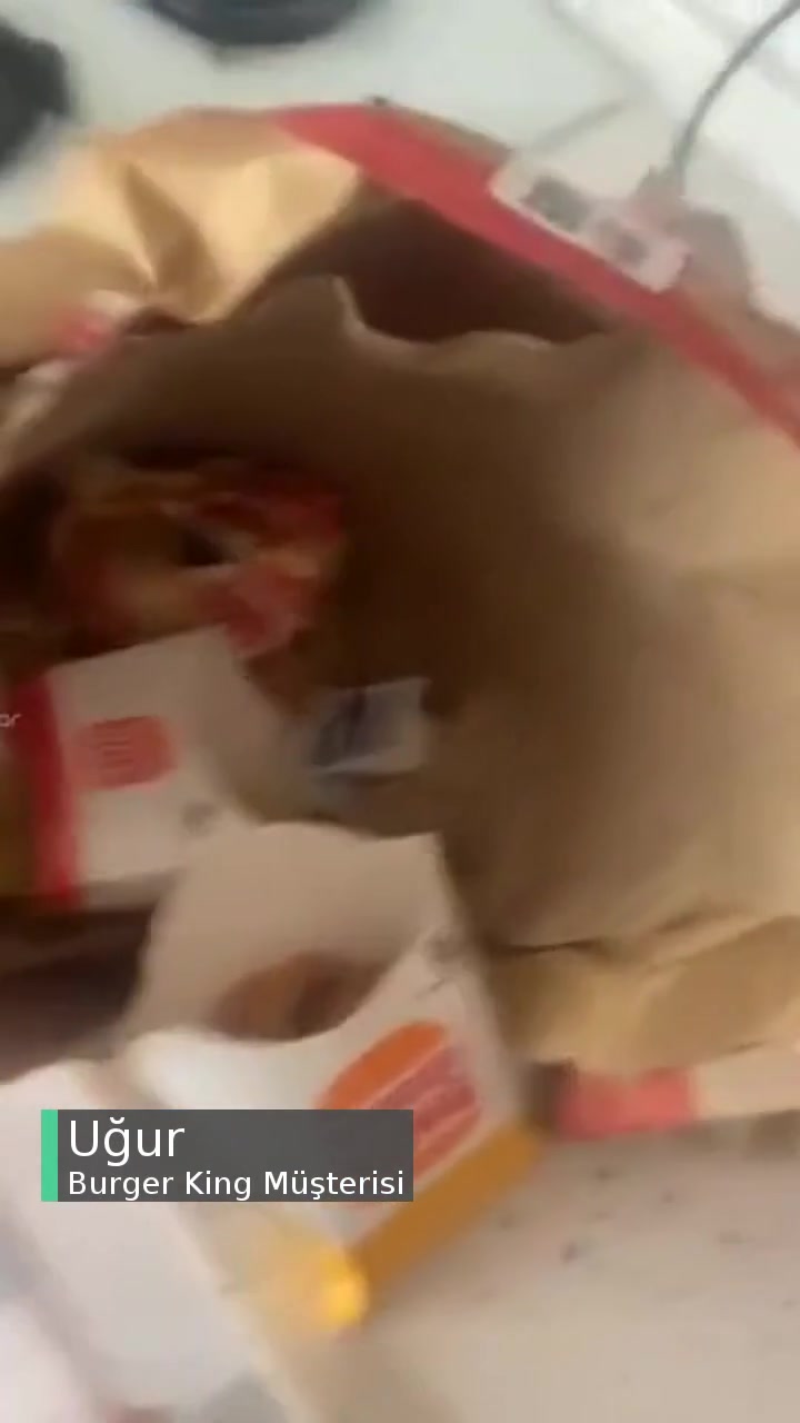 Burger King Yanlış Ürün Geldi! videonun kapak resmi