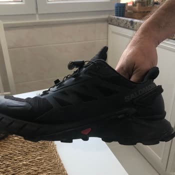 Kısa Sürede Sökülen Ayakkabı Ve Yetersiz Müşteri Hizmeti