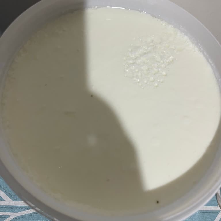 Kapalı Yoğurt Ambalajından Yabancı Cisim Çıktı!