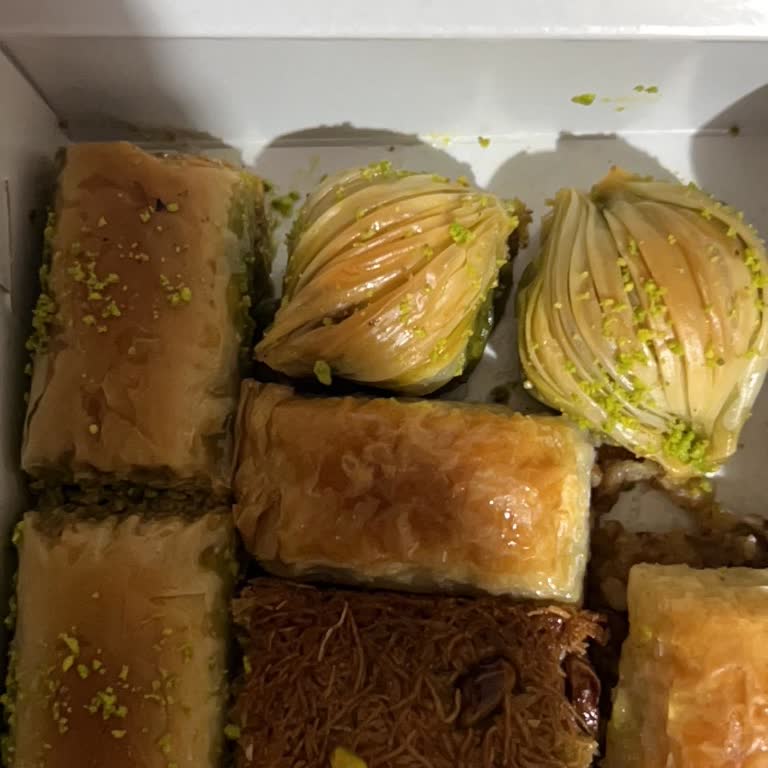 Aldığım Baklavanın İadesi Gerekçesiz Olarak Reddedildi, Mağdur Edildim