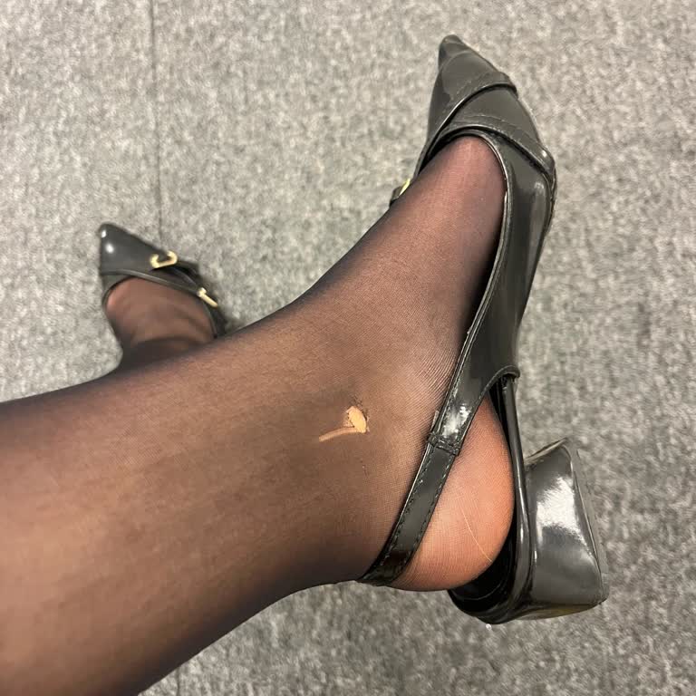 Dayanıklı Olduğu İddia Edilen Külotlu Çorap Kısa Sürede Deforme Oldu