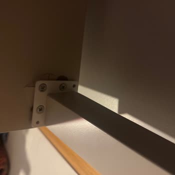 Eksik Montaj Nedeniyle Çalışma Masası Ayağı Kırıldı, Sorunum Çözülmüyor