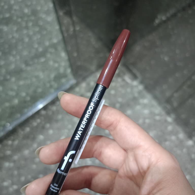 Kalıcılığı Olmayan Dudak Kalemi Nedeniyle Mağduriyet