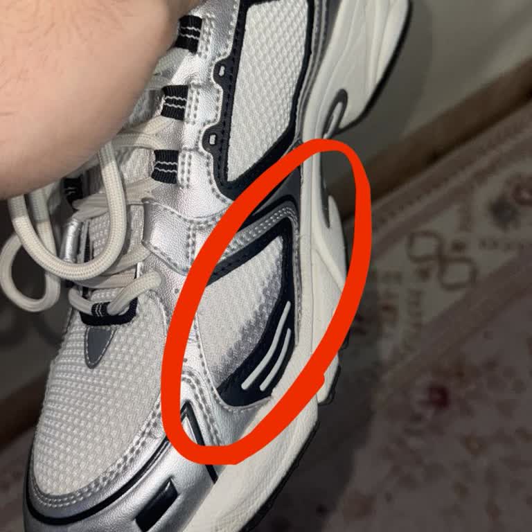 Tommy Hilfiger Ayakkabıda Sürekli Boya Atması Ve Garanti Sürecinde Çözüm Alamama