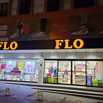 Mağaza Kapanış Saatinden Önce Alışverişe İzin Verilmedi