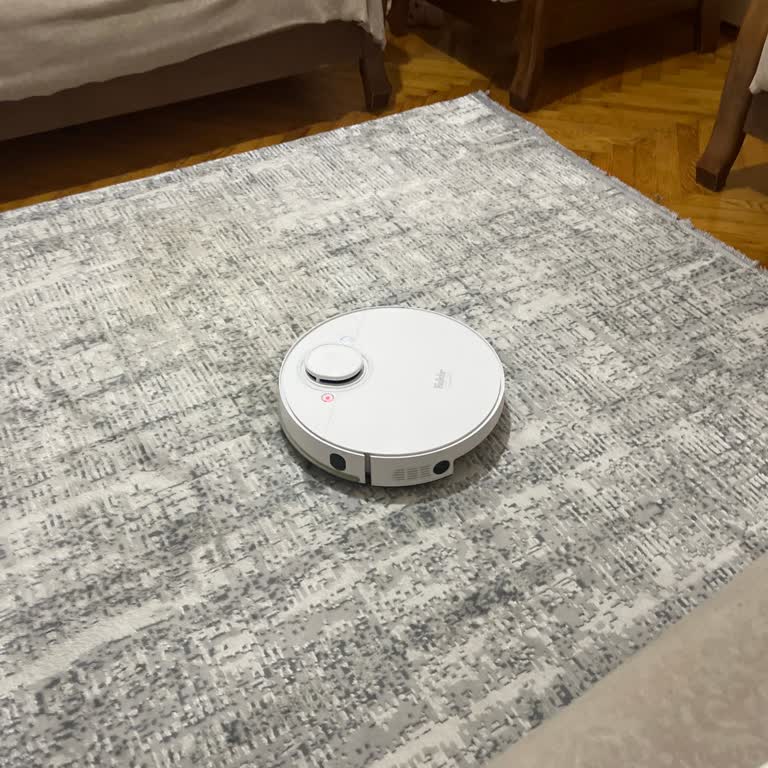Fakir RS770 Robot Süpürge Kısa Sürede Arızalandı, Yüksek Tamir Ücreti Talebi