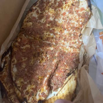 Eksik Fiş, Soğuk Ve Kalitesiz Lahmacun: Pidem Şubesinde Tekrarlayan Mağduriyet