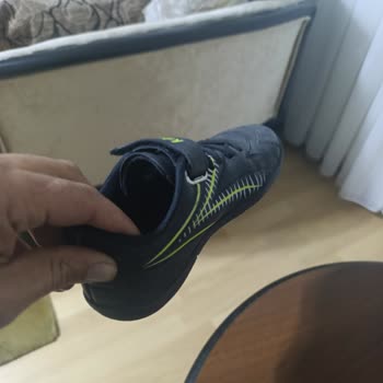 Kısa Sürede Yırtılan Ayakkabı Ve Reddedilen Değişim Talebi Nedeniyle Mağduriyet